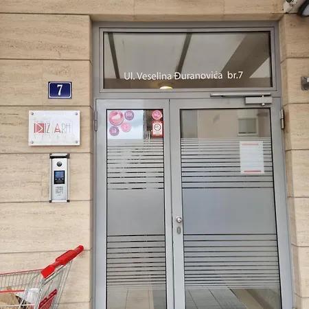 Apartament Kvart New